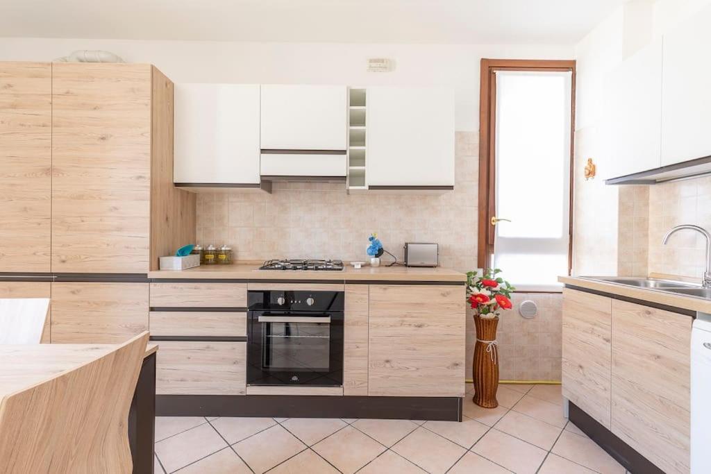 Residenza Sirtori Free Parking Apartment Верона Екстериор снимка