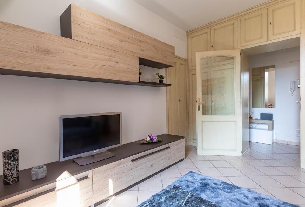 Residenza Sirtori Free Parking Apartment Верона Екстериор снимка