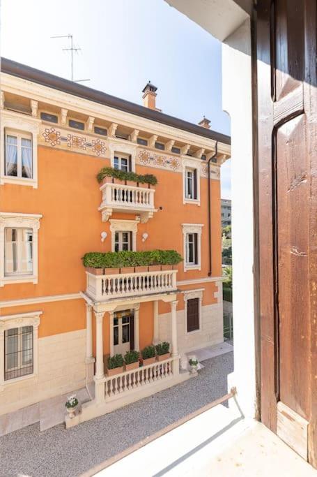 Residenza Sirtori Free Parking Apartment Верона Екстериор снимка