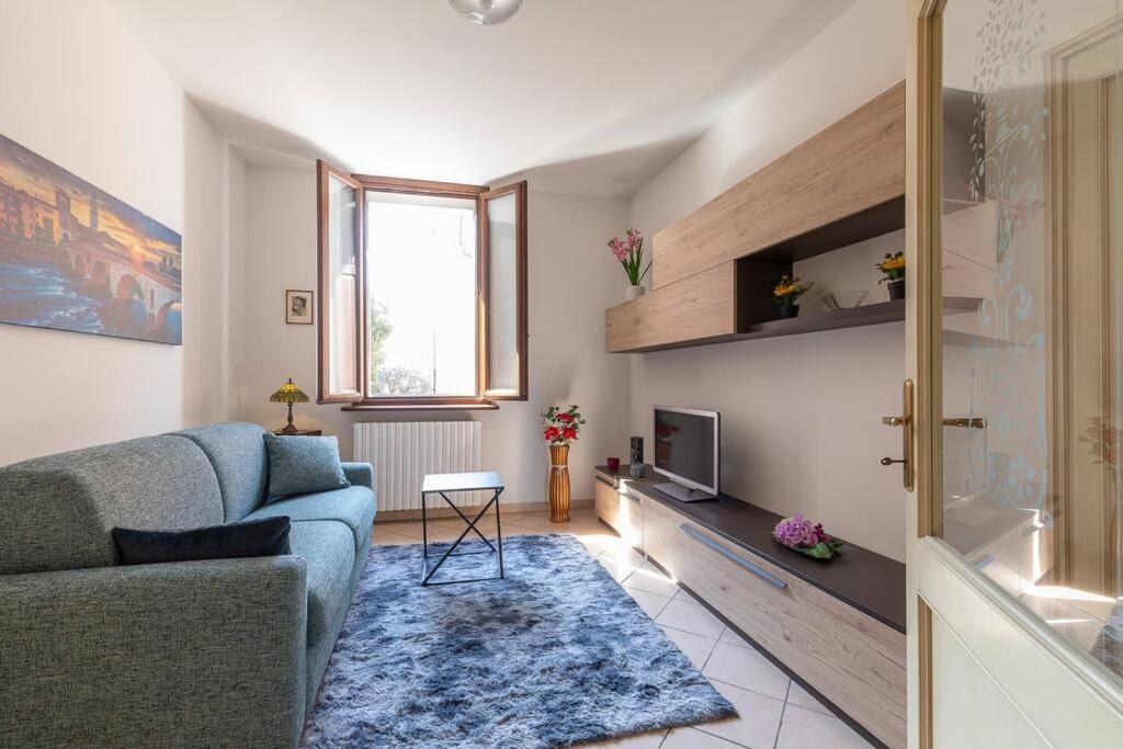 Residenza Sirtori Free Parking Apartment Верона Екстериор снимка